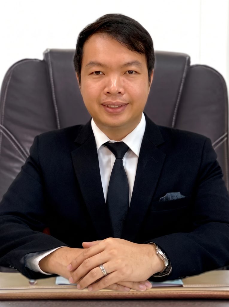 Dr. Natchaphan Winyawong